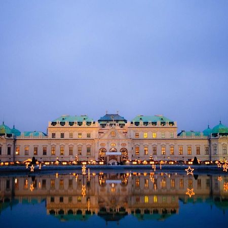 Regal Retreat Intimate Elegance Near Schoenbrunn Palace Vienna Luaran gambar