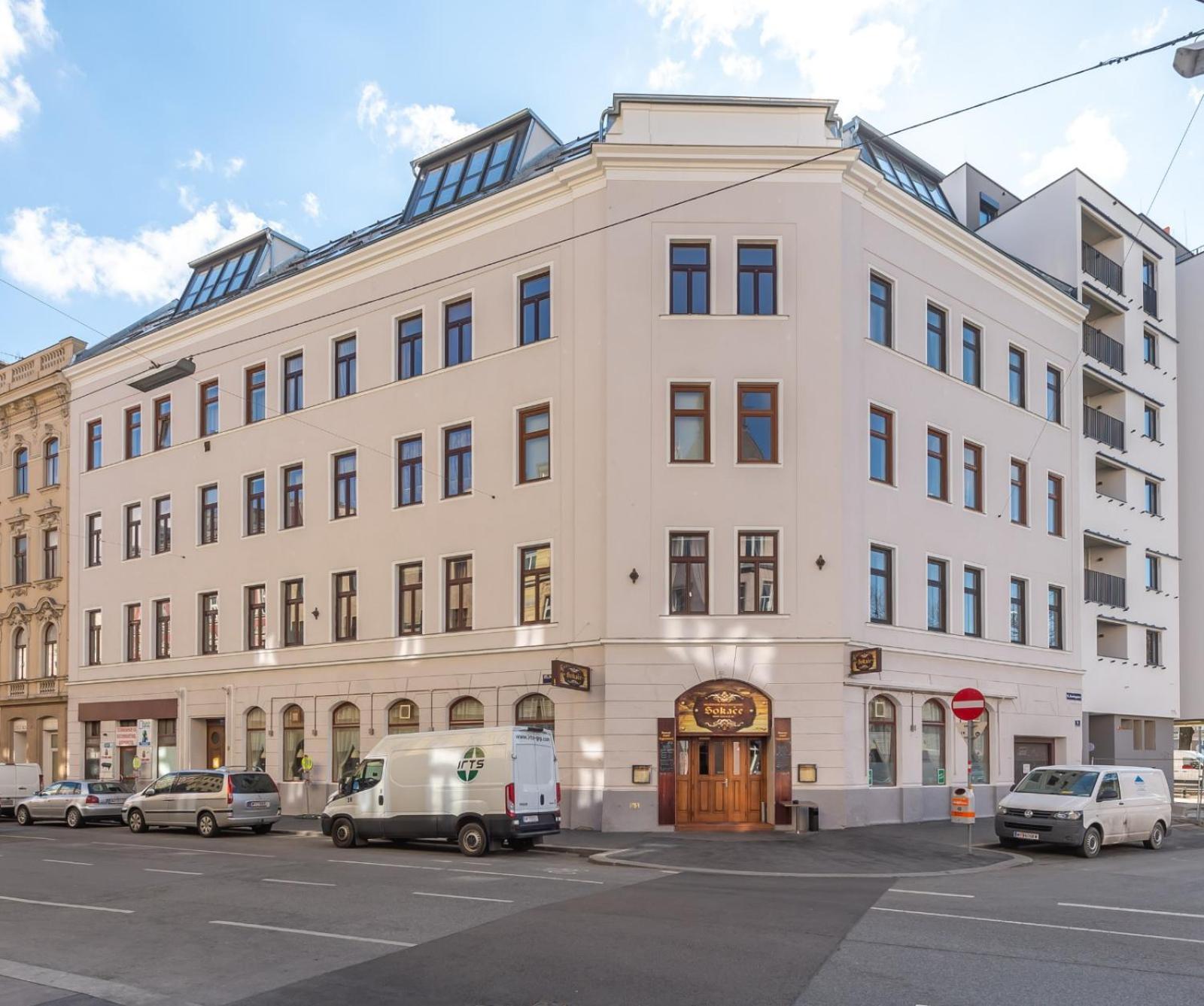 Regal Retreat Intimate Elegance Near Schoenbrunn Palace Vienna Luaran gambar